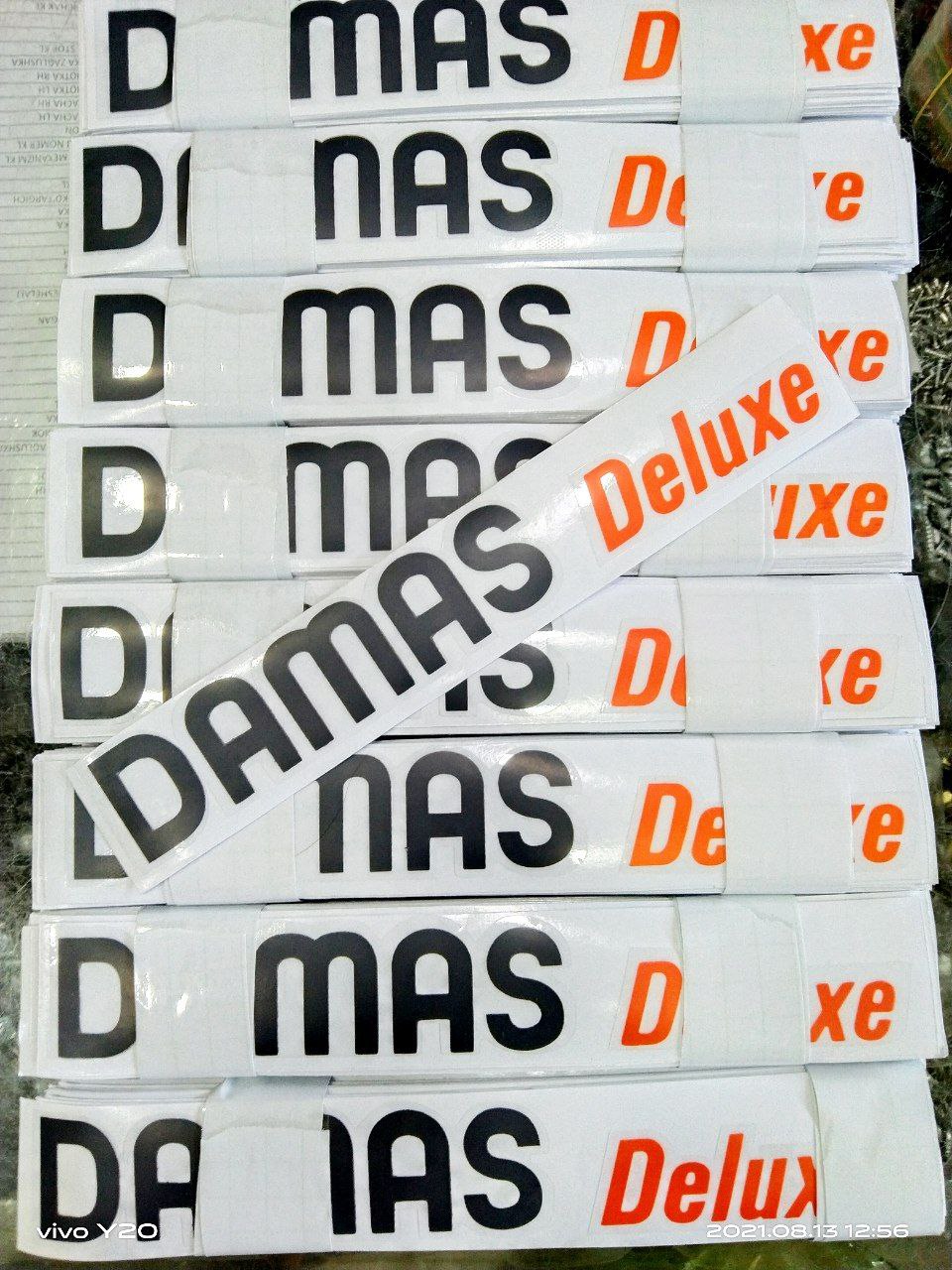 D DELUXE
